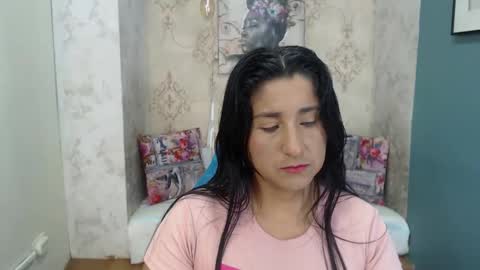 Snapshot of miia_rousee_ chatting on 02/19/26, 11:34 ROUSSE online show from 02/19/26, 11:34