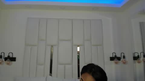 Miia Schwarz  online show from 09/10/25, 05:46