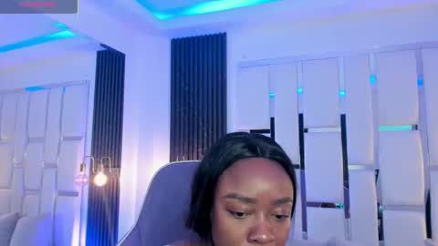 Miia Schwarz  online show from 02/04/26, 12:11