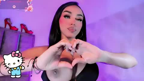 Snapshot of miia_sophia chatting on 07/02/26, 09:15 online show from 07/02/26, 09:15