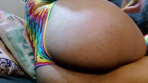 miia online show from 02/26/25, 07:31