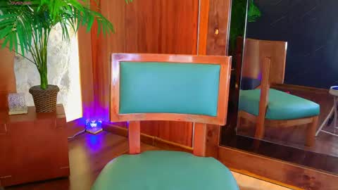  CALL ME MIA  online show from 04/13/26, 04:01