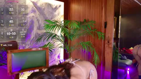 Snapshot of miiaa_cooper chatting on 04/18/26, 04:22 CALL ME MIA online show from 04/18/26, 04:22