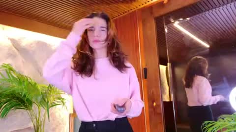  CALL ME MIA  online show from 07/04/26, 10:43