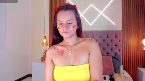 Snapshot of miiaa_jones chatting on 06/23/26, 04:16 Mia online show from 06/23/26, 04:16