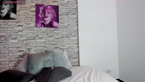 miiaa_monroe online show from 01/13/26, 11:48