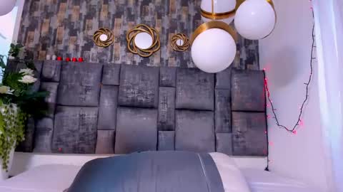 MiaTauro online show from 03/16/26, 01:59