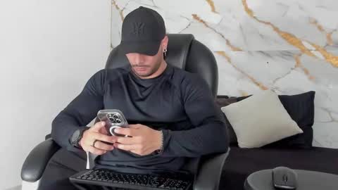 Daniel online show from 09/10/25, 01:00