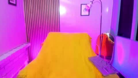 miilu  online show from 02/08/26, 03:43