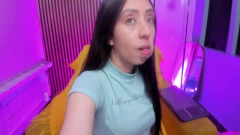 miilu  online show from 04/19/26, 03:17