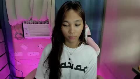 Snapshot of mika_cora chatting on 03/03/26, 03:18 MIKA online show from 03/03/26, 03:18