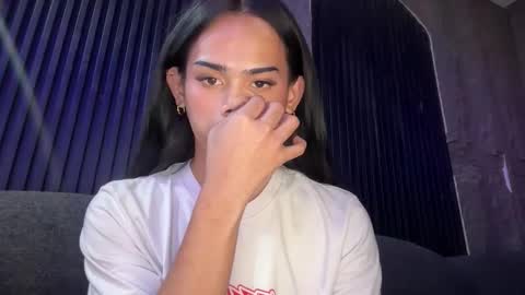 mika_pedersen online show from 10/30/25, 03:30