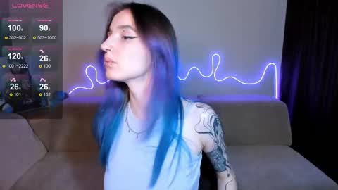 Mika online show from 09/19/25, 12:50