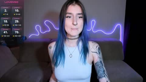 Mika online show from 09/27/25, 04:45