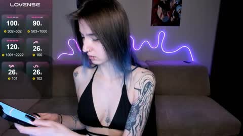 Mika online show from 04/05/26, 04:37