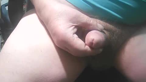 Snapshot of mikael1960 chatting on 02/23/25, 08:44 Mike online show from 02/23/25, 08:44