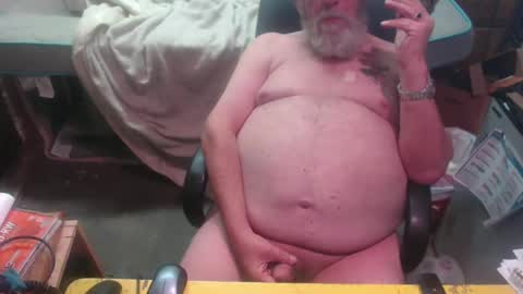 Snapshot of mikael1960 chatting on 09/24/25, 02:15 Mike online show from 09/24/25, 02:15