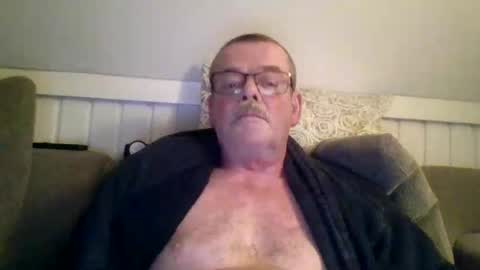 mikael42 online show from 02/10/26, 08:35