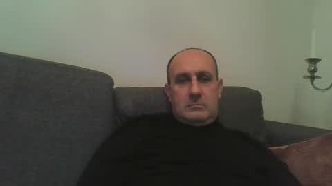 mikael_r52 online show from 02/06/26, 02:16