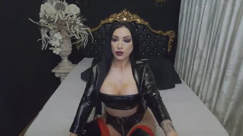 Mikaela online show from 11/26/25, 05:19