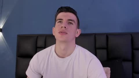 mikael online show from 09/11/25, 03:39