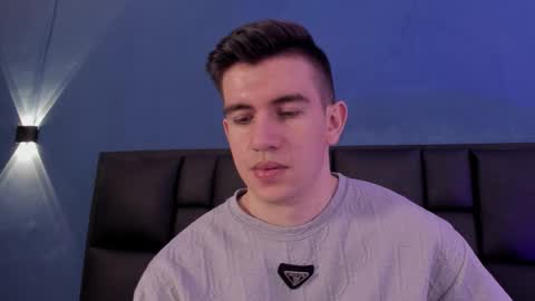 mikael online show from 11/22/25, 05:17