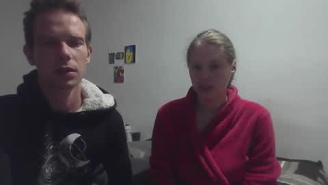 Snapshot of mikajackson13 chatting on 11/17/25, 12:16 Archer and Mika online show from 11/17/25, 12:16