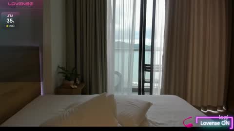 Miko now i live in Vietnam online show from 12/26/24, 03:38