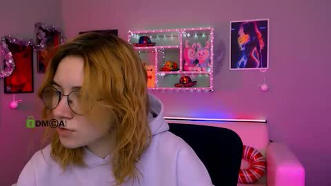 Mika online show from 01/08/26, 10:06