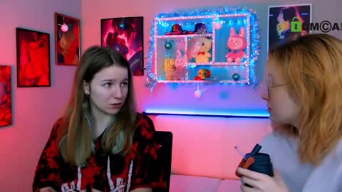 Mika online show from 01/15/26, 10:09