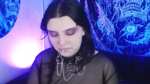 Mika online show from 01/09/26, 10:11