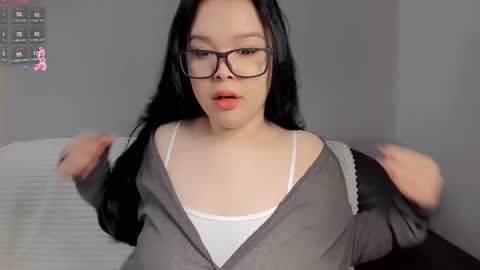 mikasssu online show from 11/05/25, 09:42