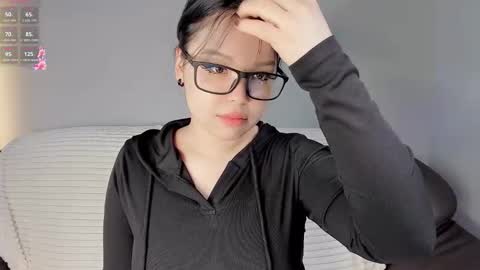 mikasssu online show from 11/23/25, 08:58