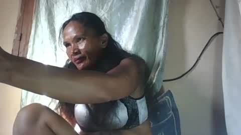 mikaya271700 online show from 04/15/26, 04:41