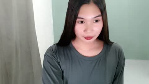 Snapshot of mikayla_slut chatting on 10/03/25, 05:32 Kyla online show from 10/03/25, 05:32