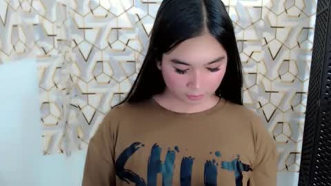 Snapshot of mikayla_slut chatting on 10/12/25, 06:12 Kyla online show from 10/12/25, 06:12