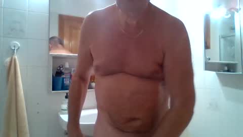 Snapshot of mike26051 chatting on 01/16/25, 10:10 mike26051 online show from 01/16/25, 10:10