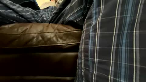 Snapshot of mike26051 chatting on 03/04/25, 04:09 mike26051 online show from 03/04/25, 04:09