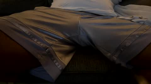 mike66730 online show from 10/13/25, 04:56