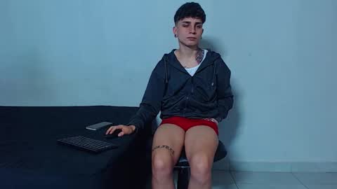 Mike IMDEPENDIENT MODEL online show from 01/11/26, 03:50