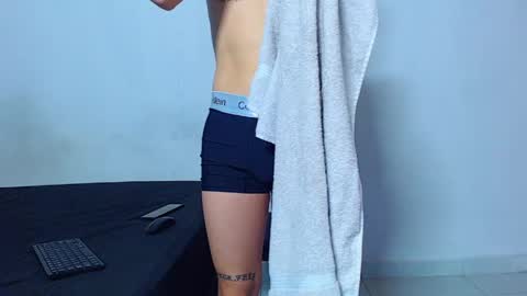 Mike IMDEPENDIENT MODEL online show from 05/14/26, 01:51