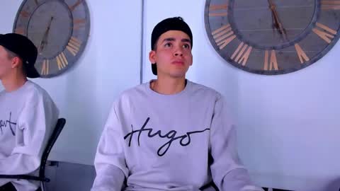 Mike 0233 online show from 01/10/25, 08:07