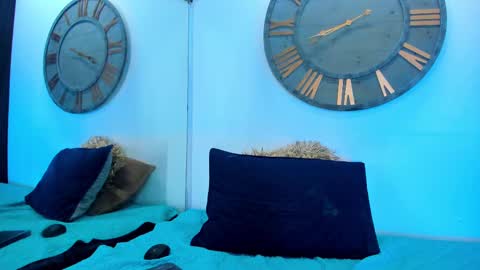 Mike 0233 online show from 02/13/25, 07:13