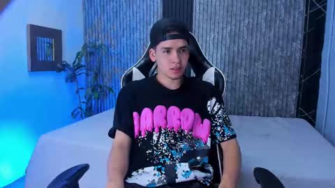 Mike 0233 online show from 10/17/25, 05:54