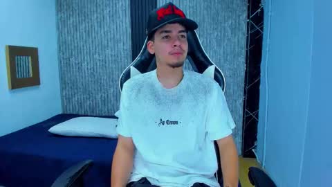 Mike 0233 online show from 01/09/26, 05:32