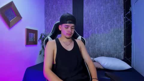 Mike 0233 online show from 01/15/26, 05:23