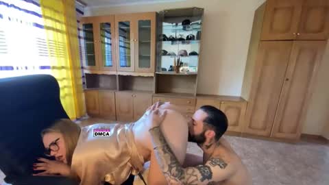 Mike and anna online show from 09/21/25, 12:40