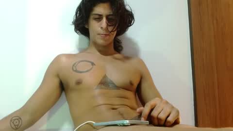 mike_d1030 online show from 10/04/25, 03:48