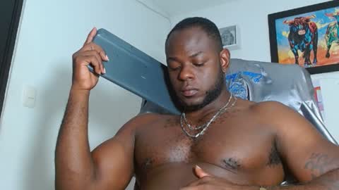 Snapshot of mike_kingcum chatting on 01/02/25, 01:38 mike online show from 01/02/25, 01:38