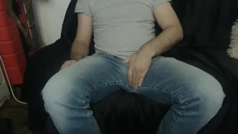 Snapshot of mike_master30 chatting on 12/04/24, 07:17 MikeMaster online show from 12/04/24, 07:17